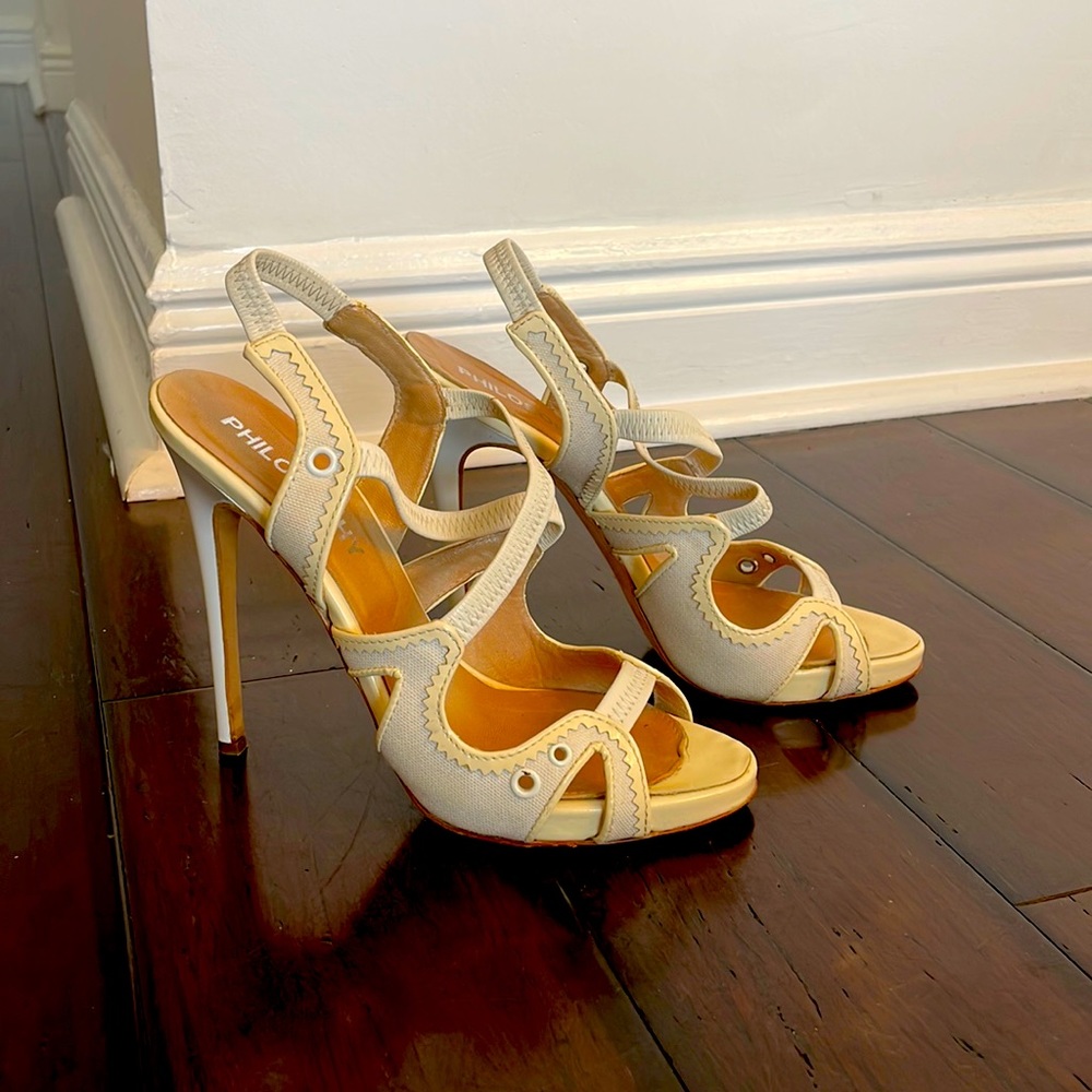 Philosophy White straps leather sandals size 38 1/2.
